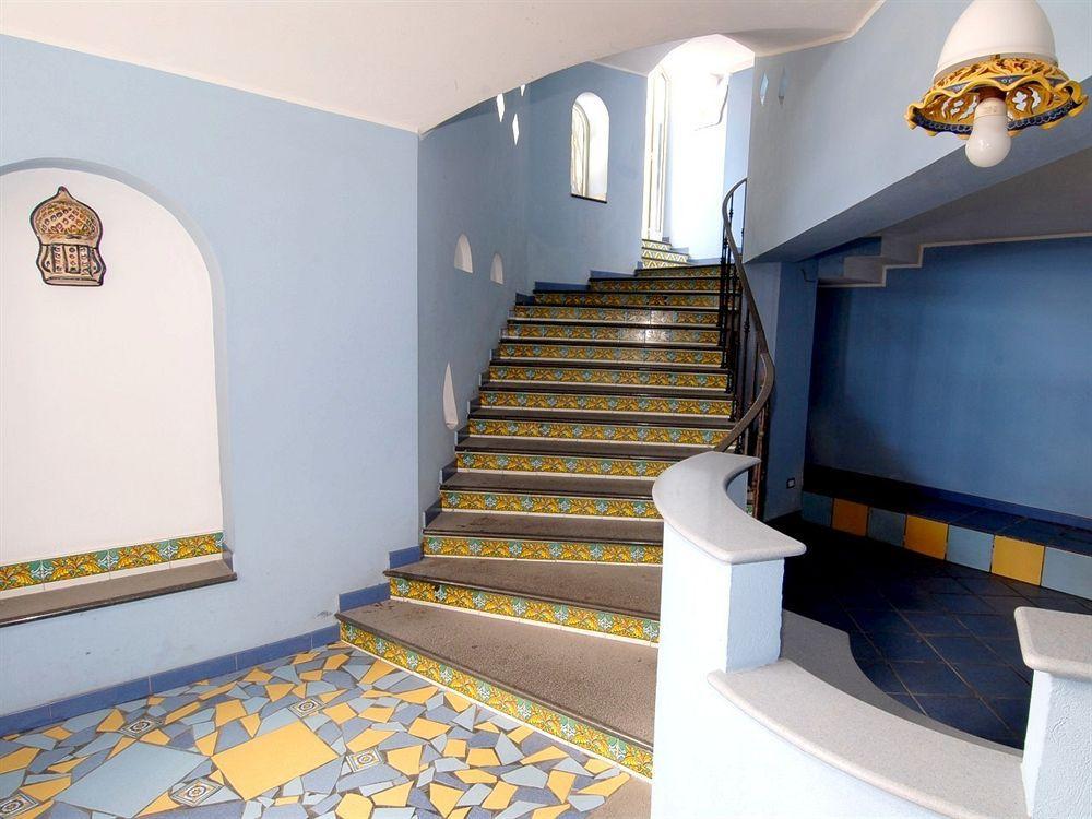 Oasi Azzurra Aparthotel Messina Exteriör bild