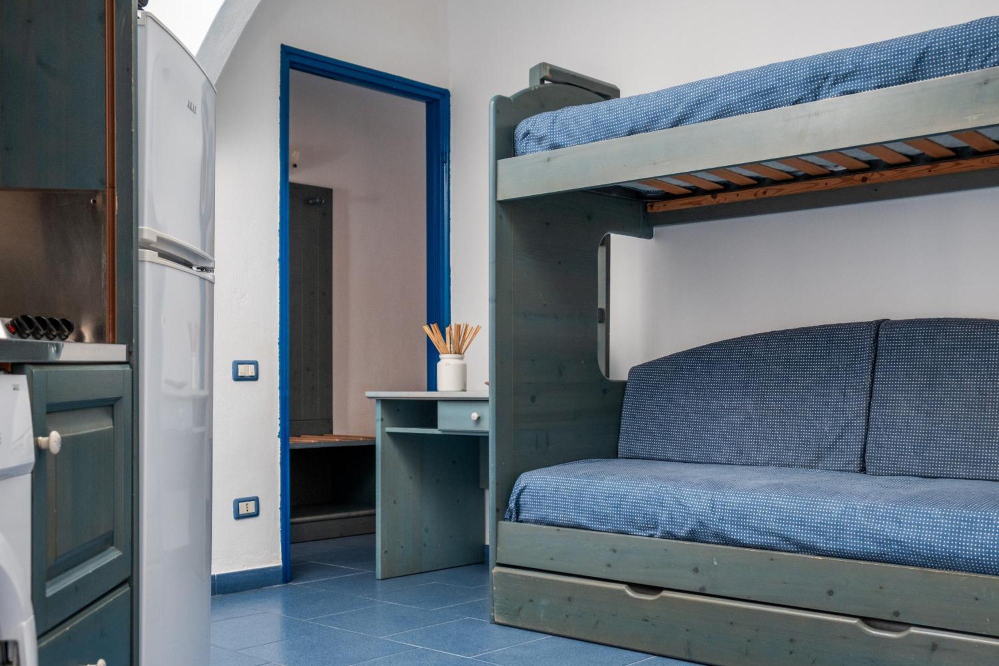 Oasi Azzurra Aparthotel Messina Exteriör bild